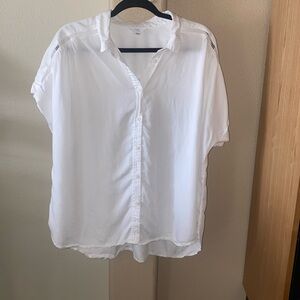 Women's White Blouse Hi/Low hem size 14/16